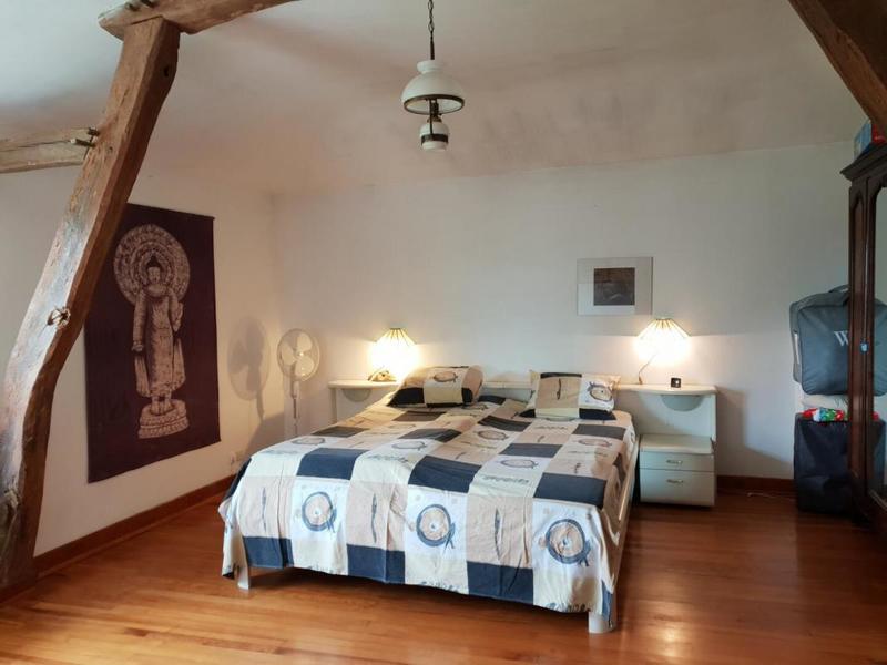 Propriété - 266 m² - 9 pièces