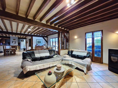 Maison - 195 m² - 6 pièces