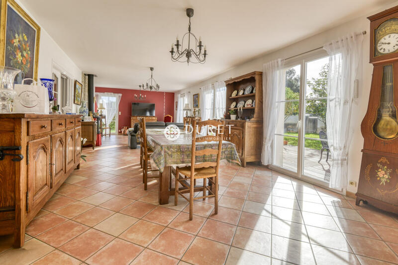 Maison - 179 m² - 6 pièces