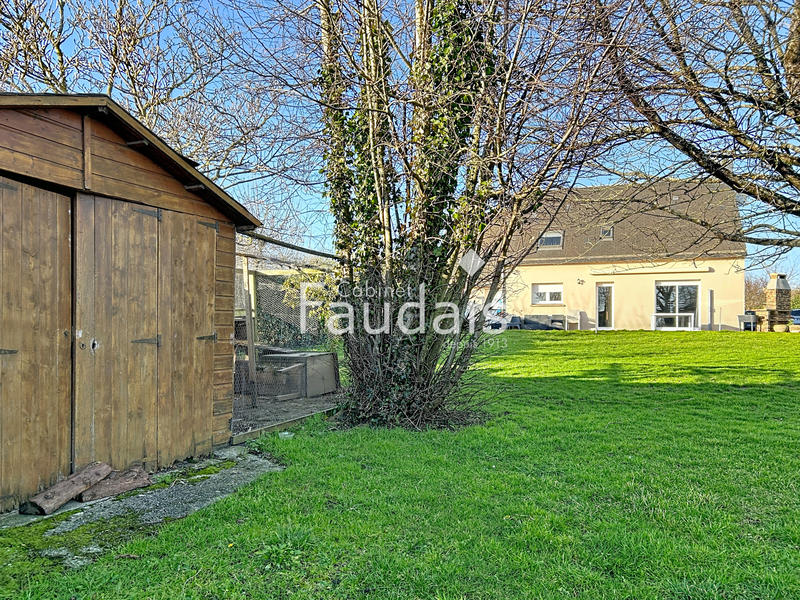 Maison - 104 m² - 7 pièces