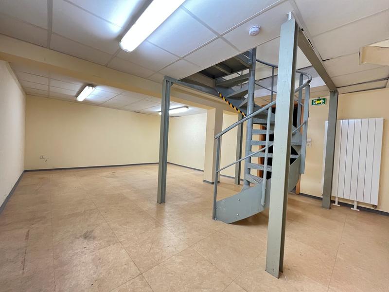 Local commercial - 324 m²