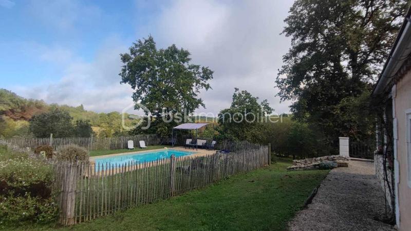 Propriété - 105 m² - 4 pièces