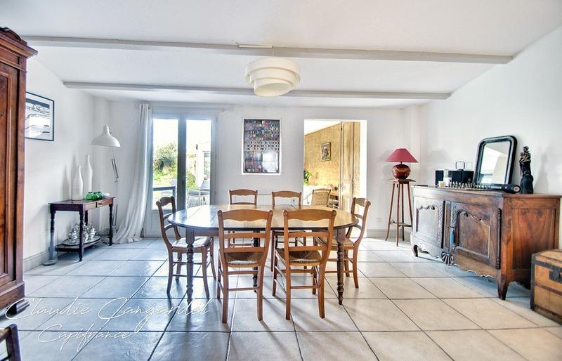 Maison - 182 m² - 6 pièces