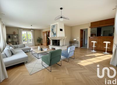 Maison - 178 m² - 7 pièces
