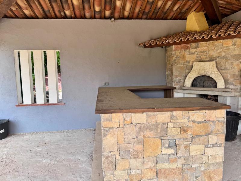 Maison - 223 m² - 6 pièces