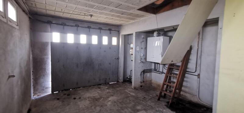 Maison - 91 m² - 4 pièces