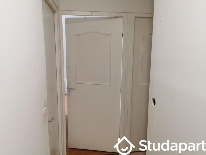 Chambre - 12 m² - 1 pièce