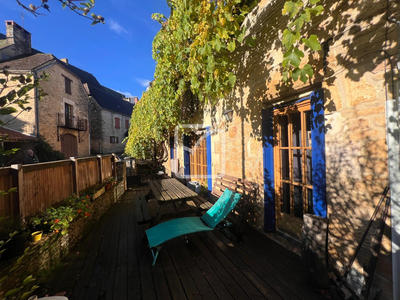 Maison - 130 m² - 6 pièces