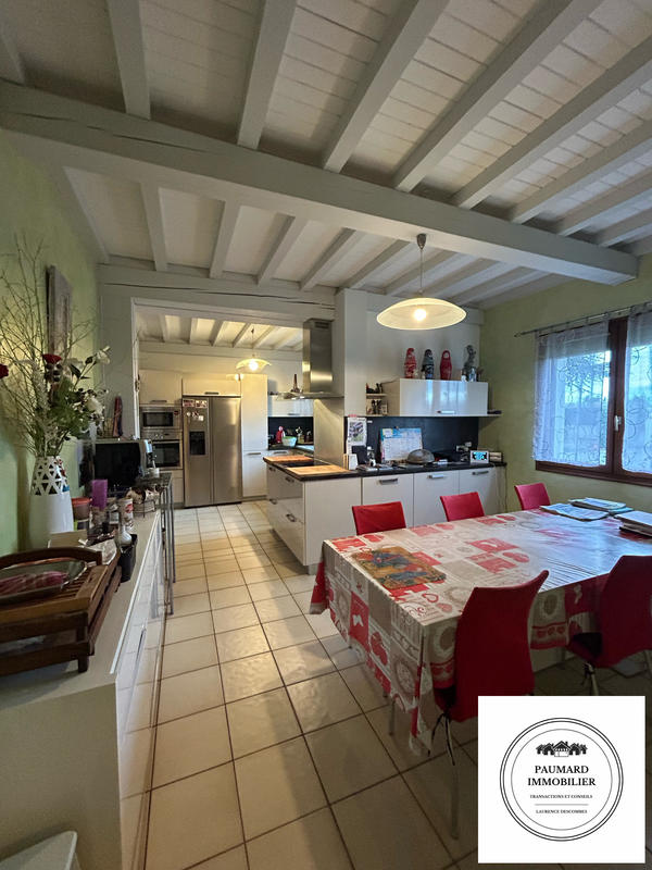 Maison - 191 m² - 8 pièces