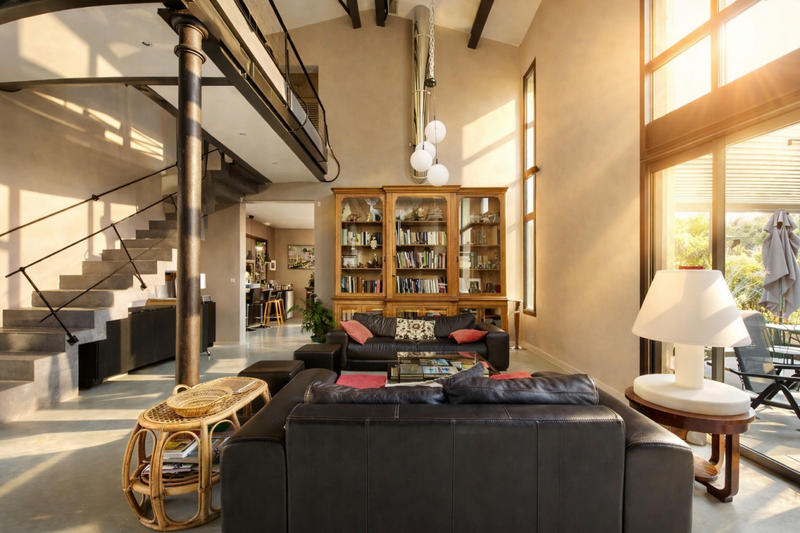 Maison - 240 m² - 5 pièces