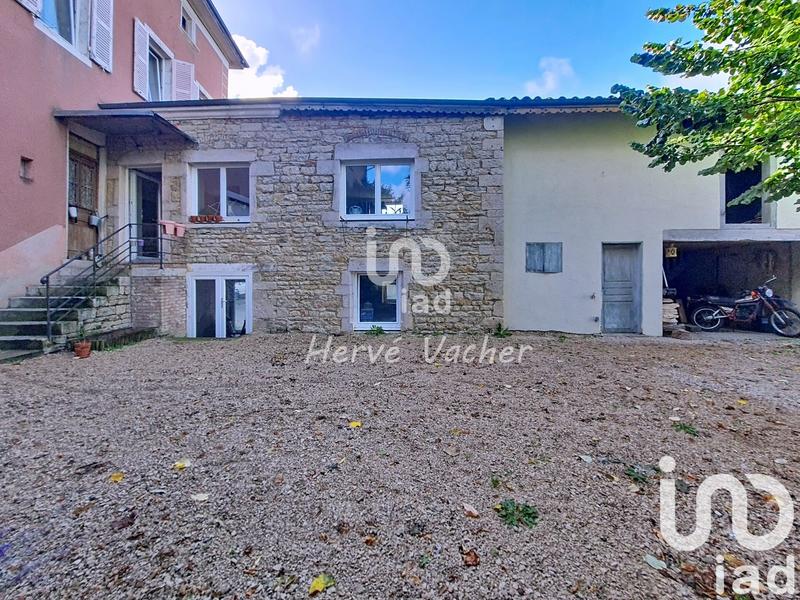 Maison - 212 m² - 7 pièces