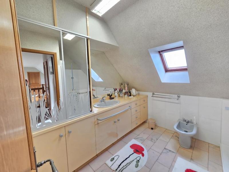 Maison contemporaine - 142 m² - 5 pièces