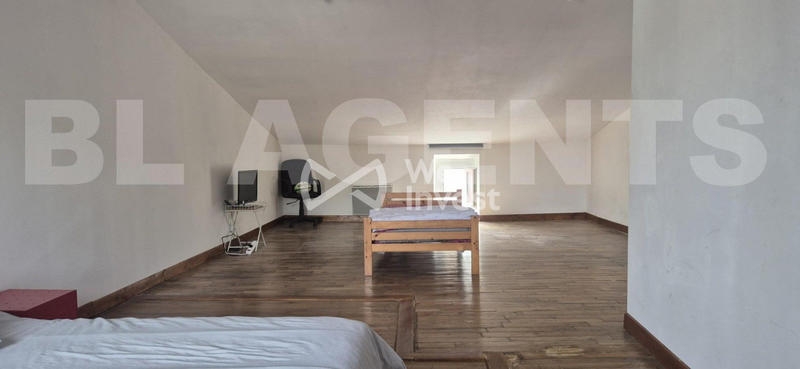 Maison - 151 m² - 6 pièces