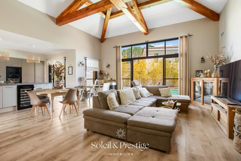 Maison - 123 m² - 4 pièces