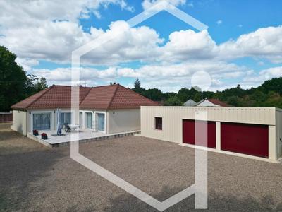 Maison - 165 m² - 5 pièces