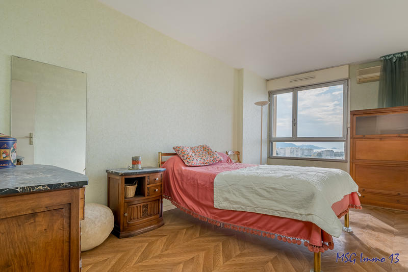 Appartement - 82 m² - 3 pièces