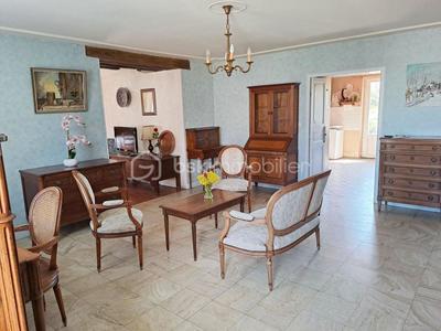 Maison en pierre - 151 m² - 6 pièces