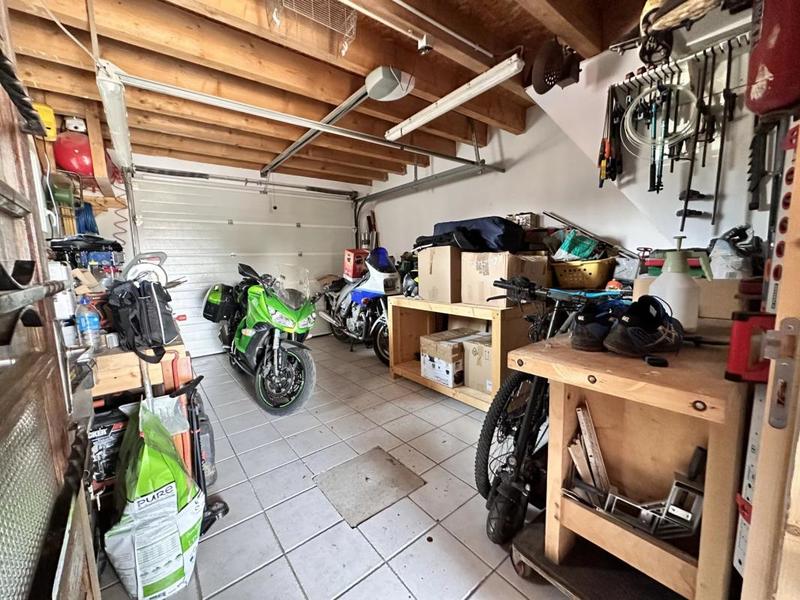 Maison - 180 m² - 8 pièces