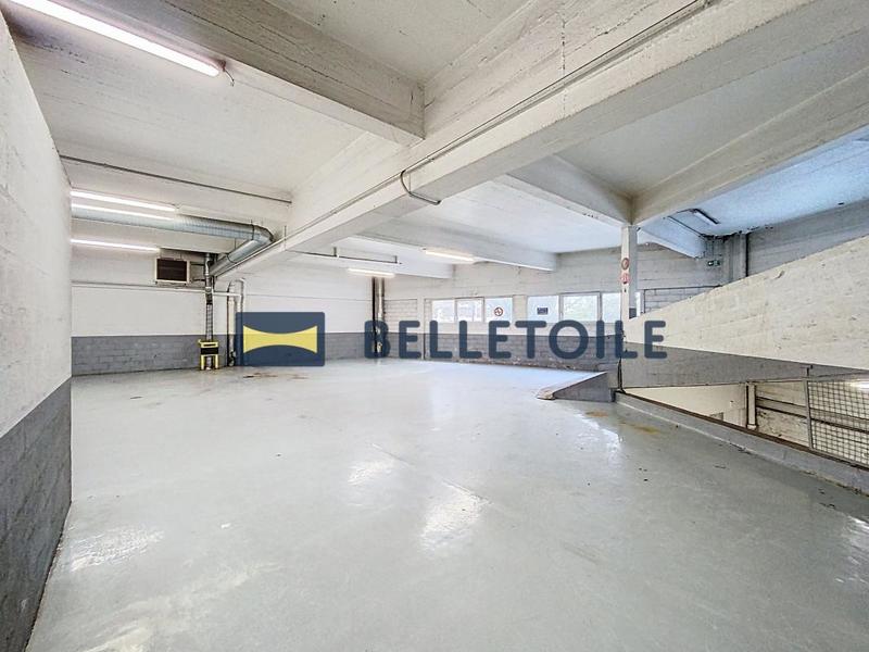 Local commercial - 2 239 m²