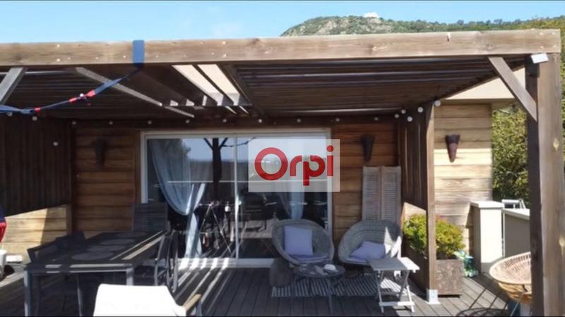 Maison - 137 m² - 5 pièces