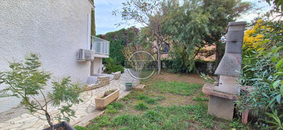 Villa - 100 m² - 5 pièces