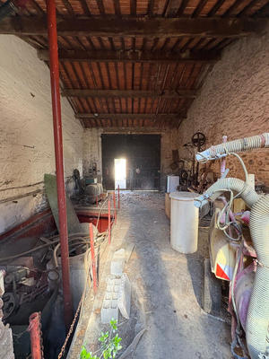 Maison - 500 m² - 2 pièces