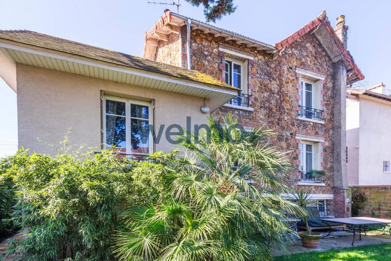 Maison - 115 m² - 6 pièces