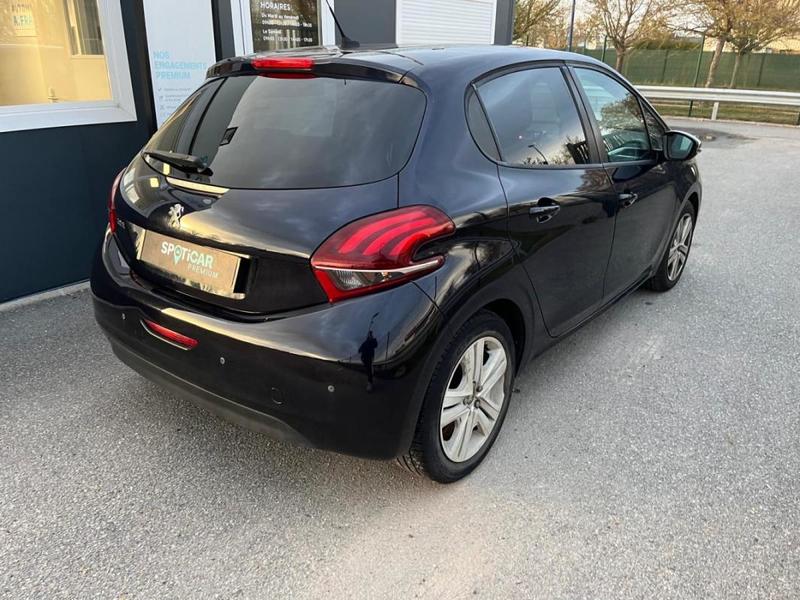 Peugeot 208 Puretech 82 Style