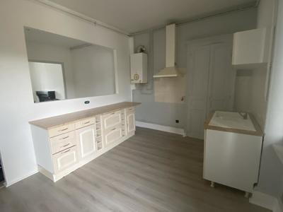 Appartement - 95 m² - 3 pièces