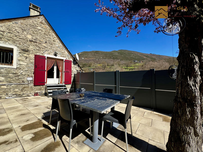 Local commercial - 194 m² - 8 pièces