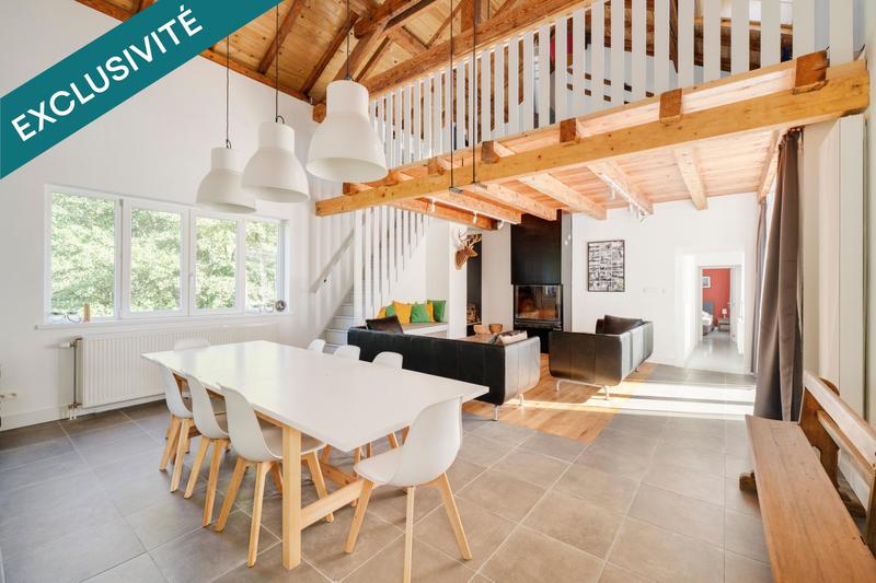 Maison - 340 m² - 12 pièces