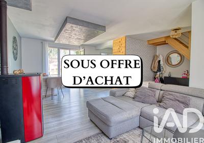 Maison - 90 m² - 5 pièces