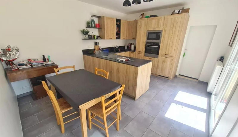 Maison - 87 m² - 4 pièces