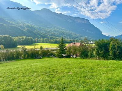 Terrain constructible - 1 559 m²