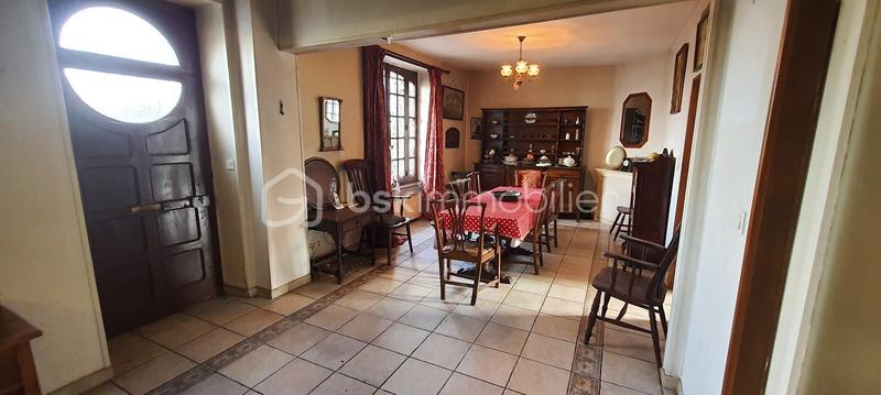 Maison de ville - 200 m² - 10 pièces