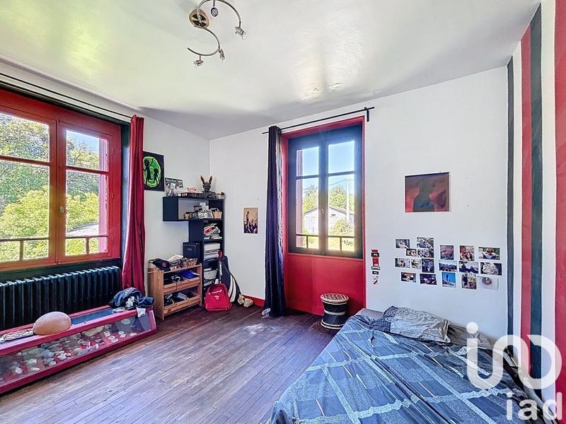 Maison - 375 m² - 10 pièces