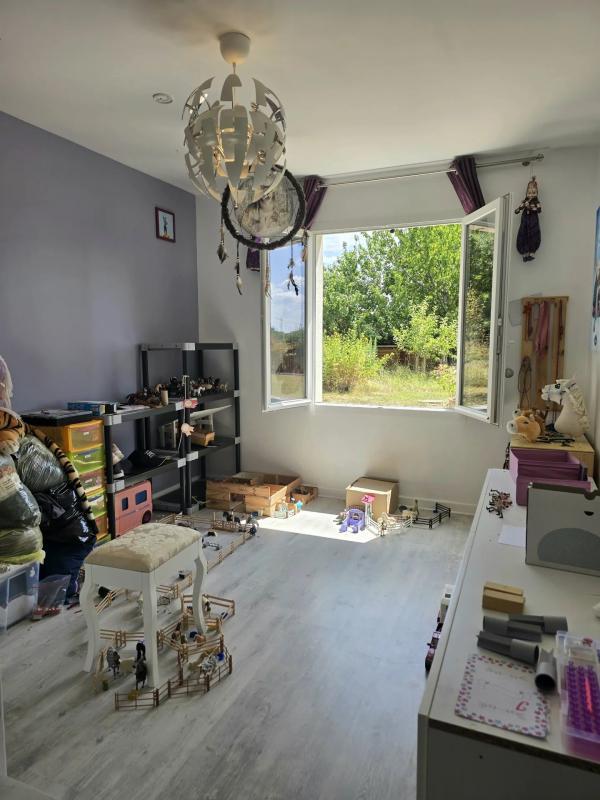 Maison - 207 m² - 9 pièces