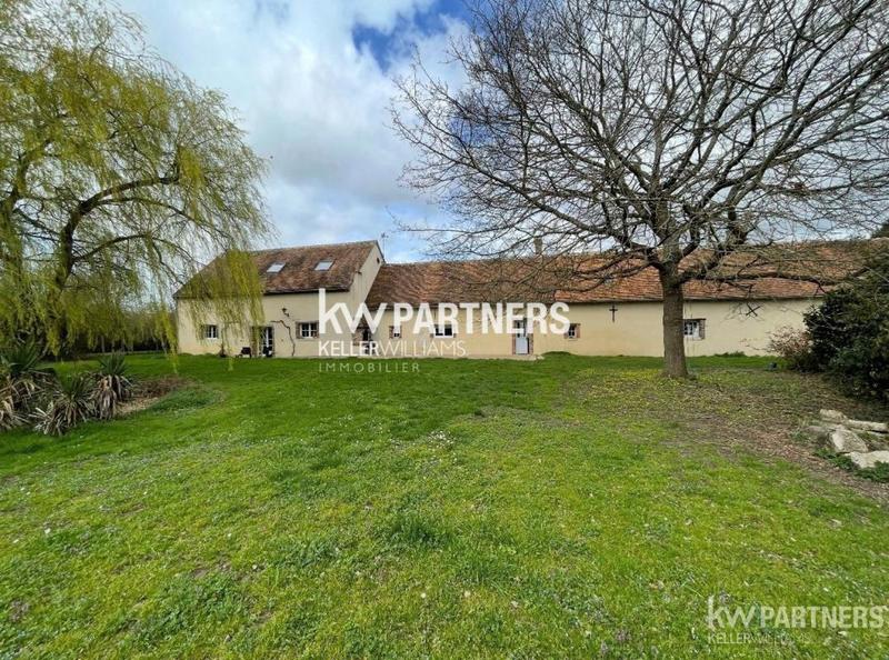 Longère - 300 m² - 9 pièces