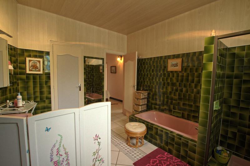 Maison - 213 m² - 6 pièces