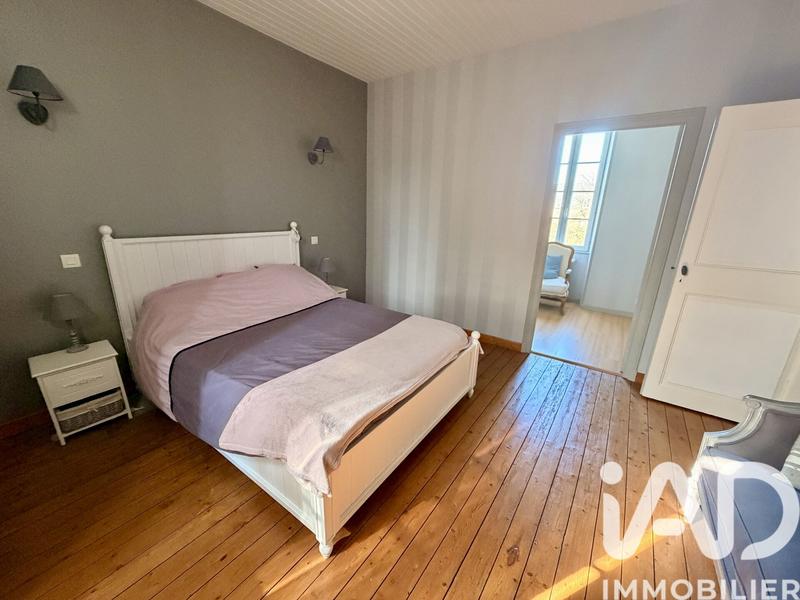 Maison - 130 m² - 8 pièces