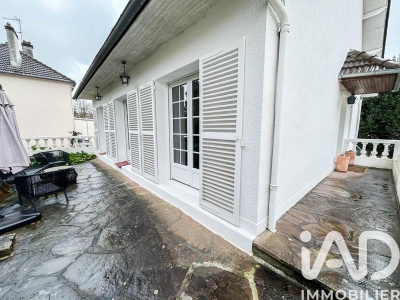 Maison - 156 m² - 7 pièces