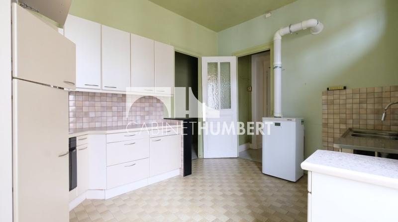 Appartement - 216 m² - 7 pièces