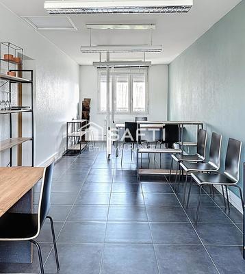 Bureau - 26 m² - 1 pièce