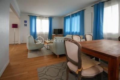 Maison - 150 m² - 8 pièces