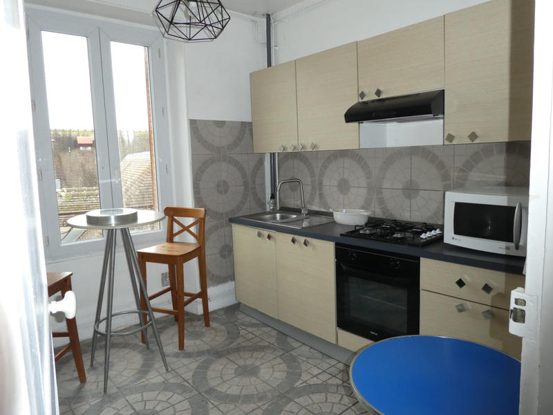 Appartement - 97 m² - 4 pièces