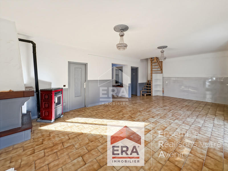 Maison - 95 m² - 5 pièces