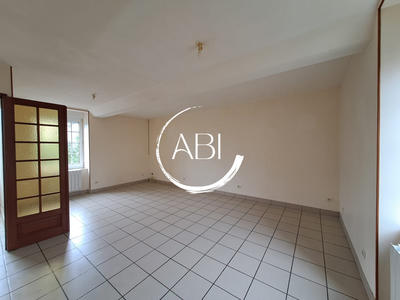 Maison - 87 m² - 4 pièces