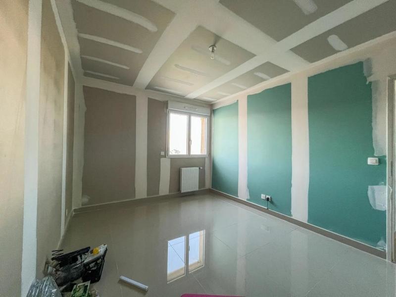 Maison - 110 m² - 8 pièces