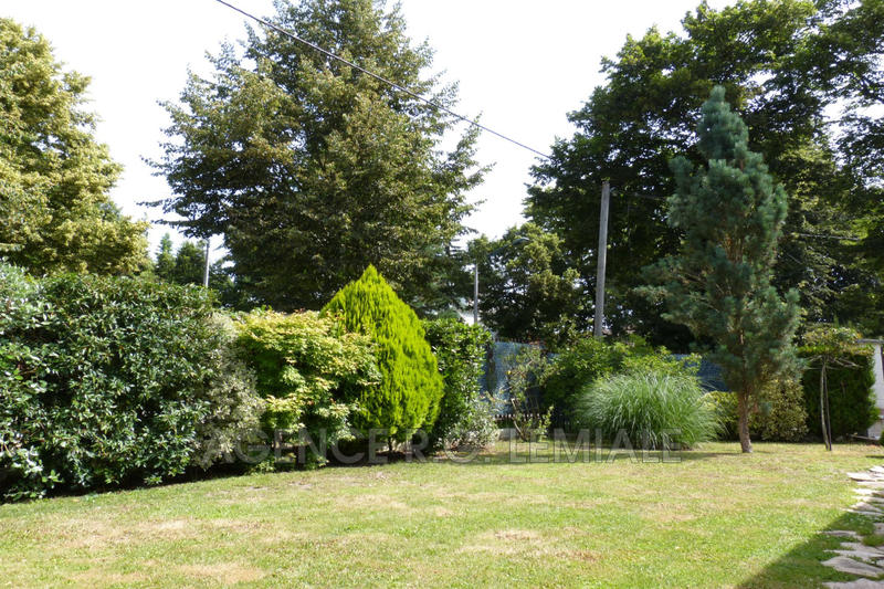 Maison - 166 m² - 8 pièces