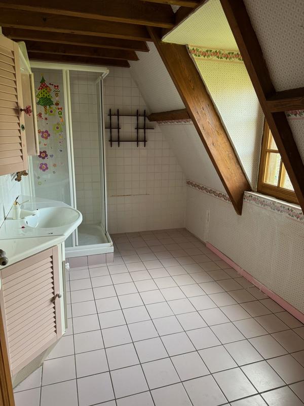 Maison traditionnelle - 154 m² - 4 pièces